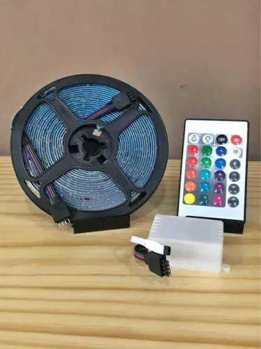 Fita de led RGB com controle remoto 5 m