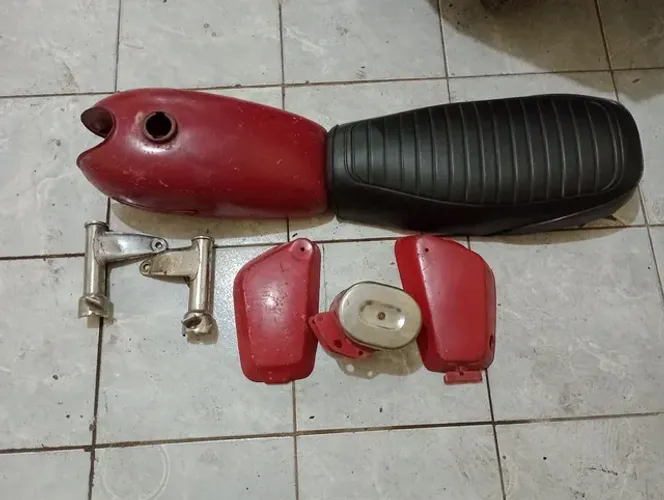 Yamaha YB 50 FS1 - lote peças