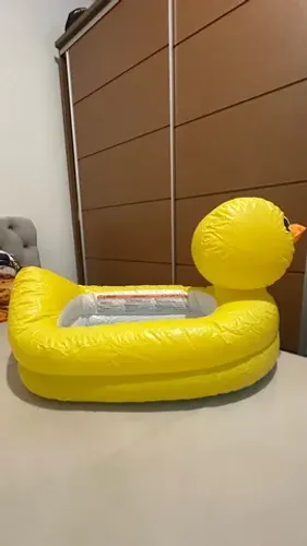 Banheira Inflável Infantil Pato Munchkin
