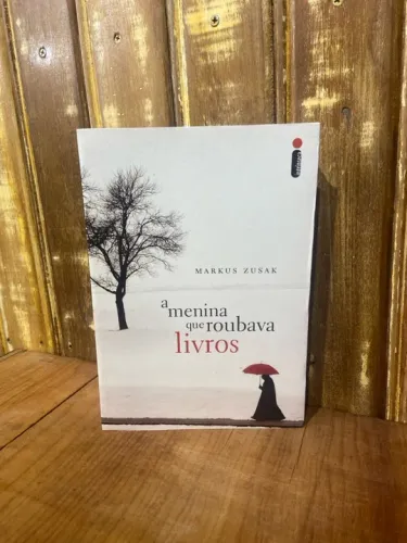 Livro A Menina Que Roubava Livros - Markus Zusak