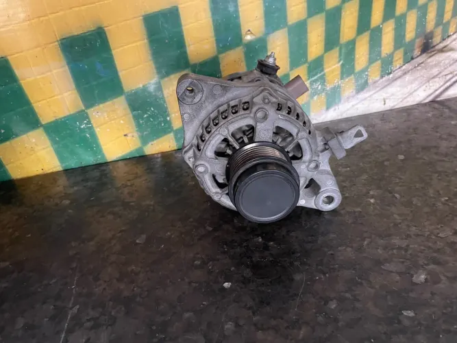 Alternador Toyota corolla xei 2.0 2019 27060-0t320