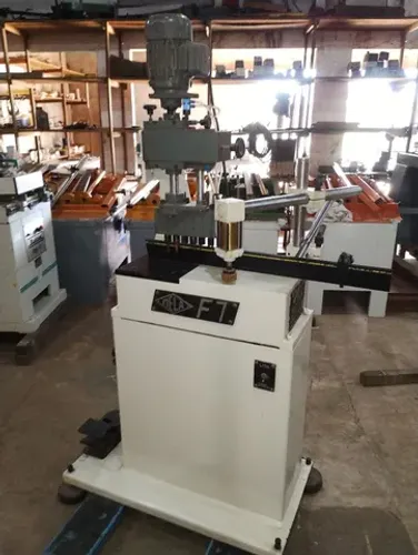 Furadeira pneumática F7 3900 reais a vista opção de parcelar em até 12 X vezes
