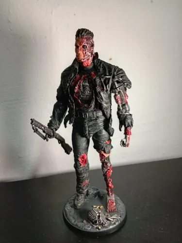 Exterminador do futuro action figure 