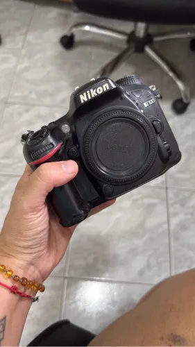 Nikon D7100 somente corpo
