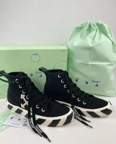 TÊNIS OFF WHITE Vulcanized
