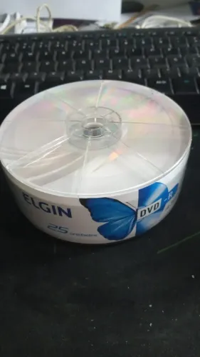 Midias DVD -R Embalagem lacrada com 25 unidades marca Elgin.