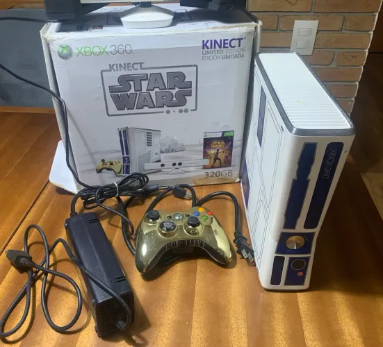 Xbox 360 Kinect Star Wars - Edição Limitada R2-D2 + Controle Dourado C-3PO
