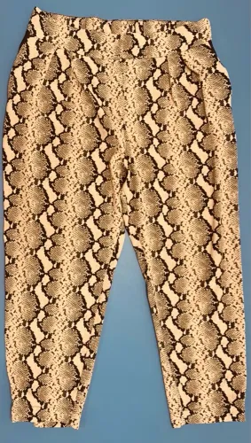 Calça Shoulder XL em CREPE de SEDA  Estampa de cobra  , excelente estado  