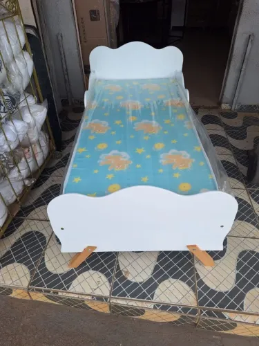 Cama infantil com colchão novos entrega grátis 600 kit