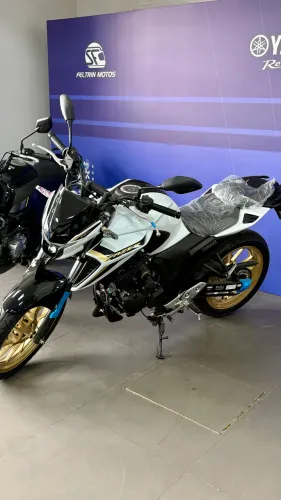 Yamaha Fazer FZ25 250 cc 