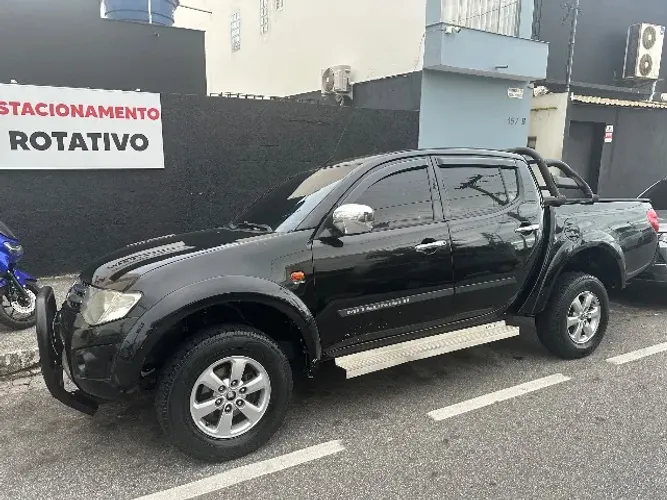 Mitsubishi L200 Triton HPE 3.2 CD TB Int.diesel AUT 2012