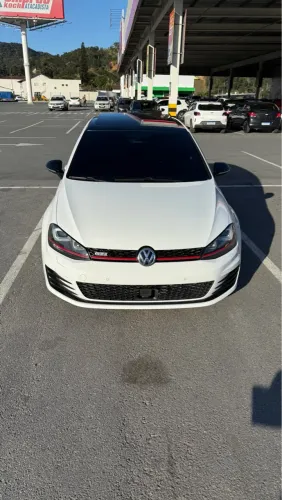 Golf GTI 2015 - 111.000 km - Impecável!
