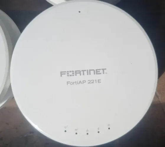 Lote Fortiap Fortinet  221E acima 10 pçs 