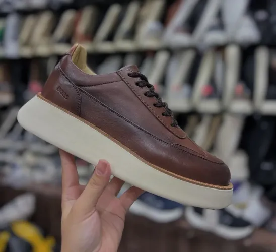Sapatos Boss charme elegância veja o catálogo