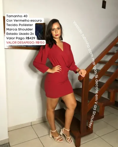 Vestido vermelho justo com decote em V e manga 3/4 da Shoulder