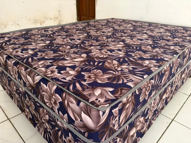 Cama de casal espuma alta