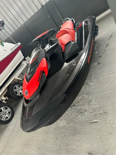 Jet Ski Sea-Doo gti 170