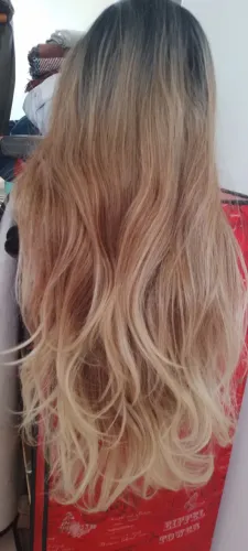 Lace morena iluminada loira