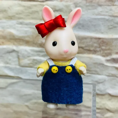 Roupinha Hello Kitty Sylvanian Families