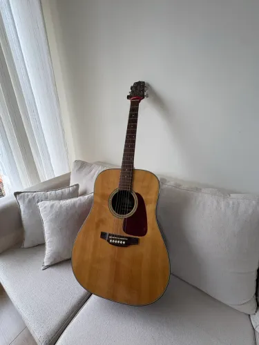 Vende- se Violão