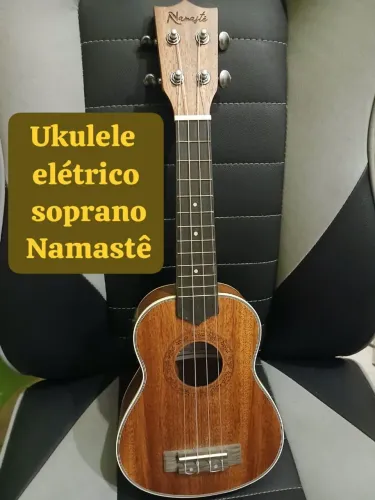 Ukulele elétrico