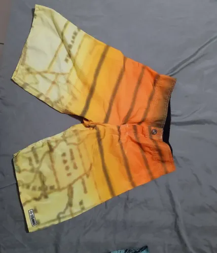 Bermudas coloridas