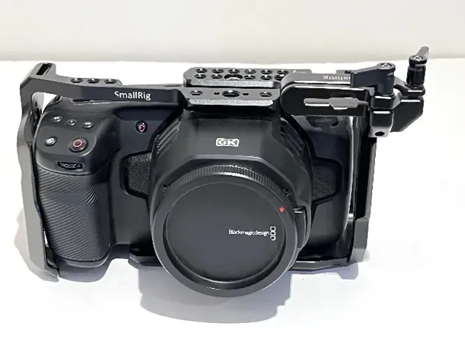 BLACKMAGIC POCKET CINEMA 6K Bmpcc