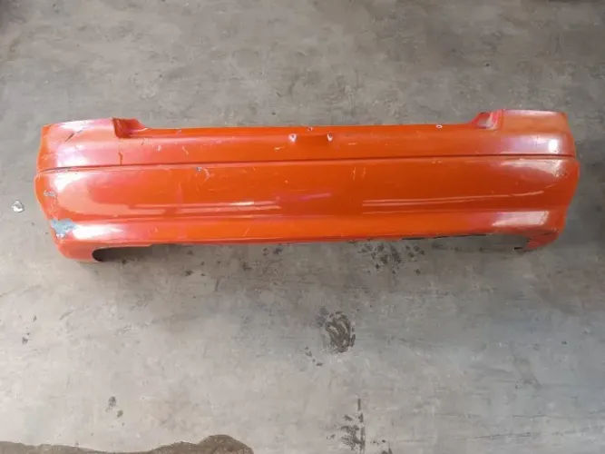 Parachoque traseiro GM Astra Hatch 99-02 (C/Detalhe) 