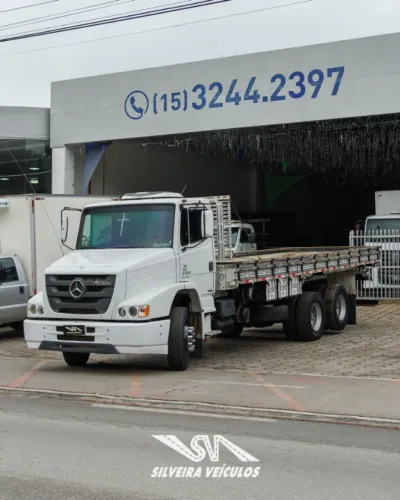Mercedes-Benz Atron 2324 - Ano: 2016 - Carroceria