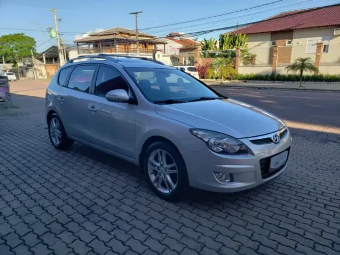 Hyundai I30CW 2.0 16V 145cv Aut. 5P 2011