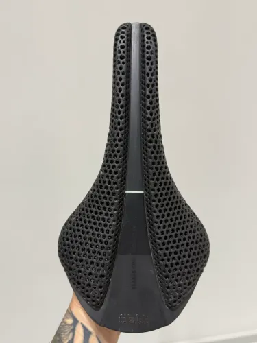 Selim Fizik Versus EVo adaptive 