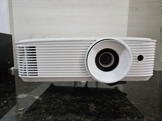 PROJETOR E TELÃO AUTOMÁTICO 100" POLEGADAS 