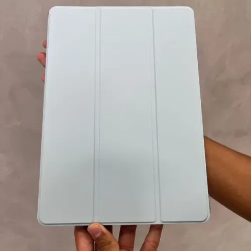 Capa azul clara para Tablet com suporte para caneta pencil