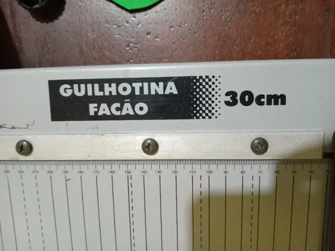 Guilhotina de papel manual 30 cm