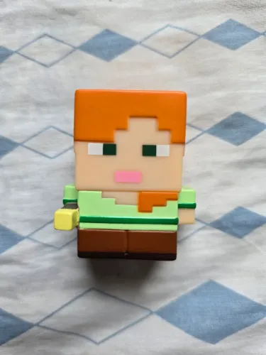 Miniatura Alex Minecraft - Brilha no escuro - Importado do Japão