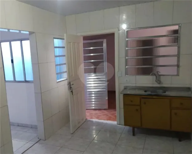 Casa de vila com 1 quartos para locação em Jardim das flores - SP