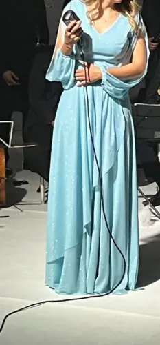 Vestidos 300 cada 