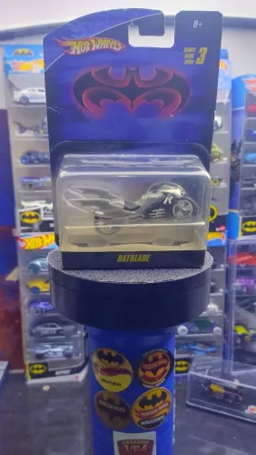 Hotwheels 1/64 Batblaide BATMAN
