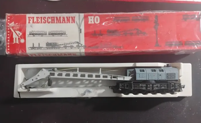 Vagão-Guindaste Ferroviário Fleischmann 5595 - Escala H0 (1:87) Krupp-Ardelt