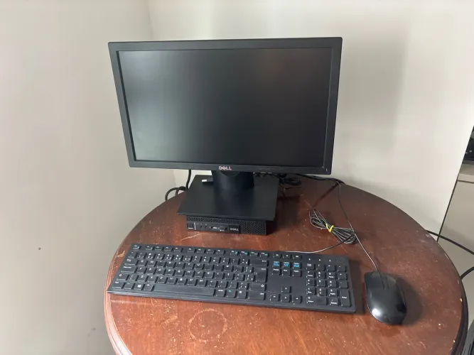Computador Dell OptiPlex 3040 i3 + Monitor Dell 18,5? + Kit Completo