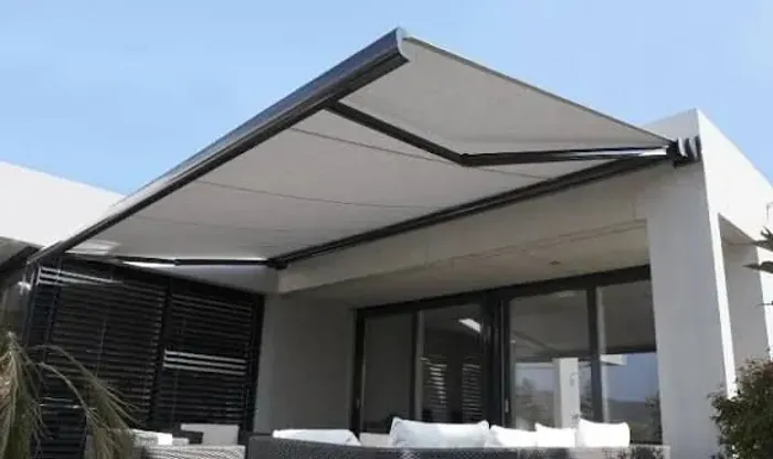 Toldo Articulado.