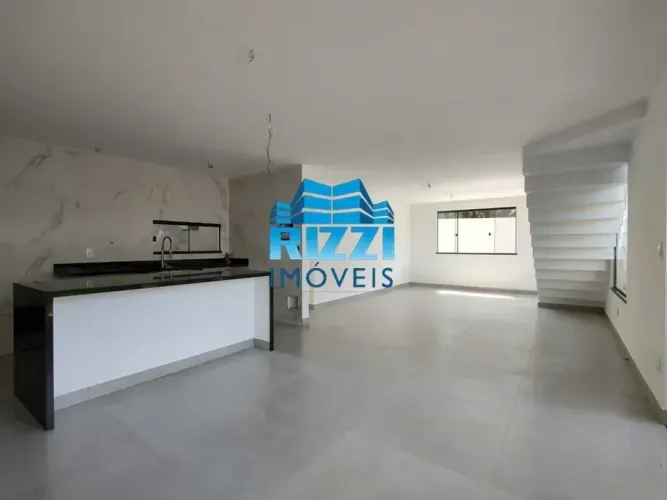 Casa Alto Padrão em Condomínio Fechado na Rua Ituverava/Freguesia