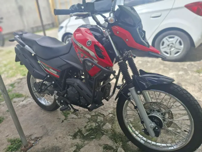 VENDO OU TROCO YAMAHA CROSSER 26/26
