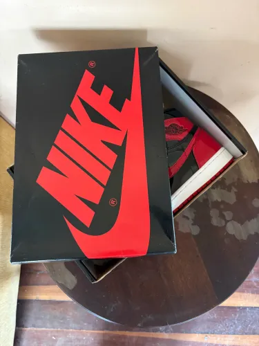 Air Jordan 1 High Patent Bred TAM:40