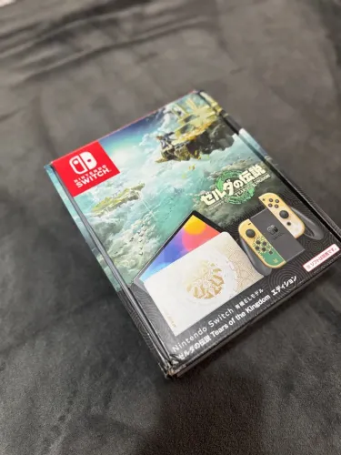 Nintendo Switch OLED Zelda ? Edição Especial Japonês | Desbloqueado