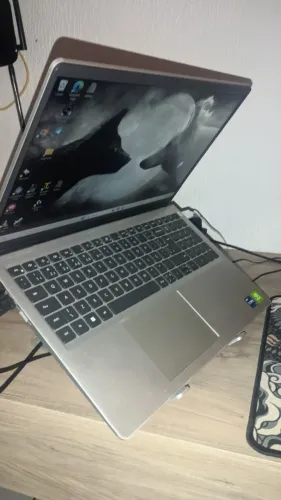 Notebook Dell Inspiron 15 i7 11ª Geração, 12GB RAM SSD 256GB + Placa de Vídeo NVIDIA MX350