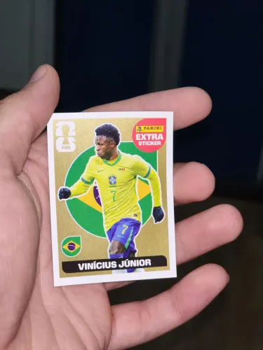 Troco Extra Sticker Vini Jr dourado