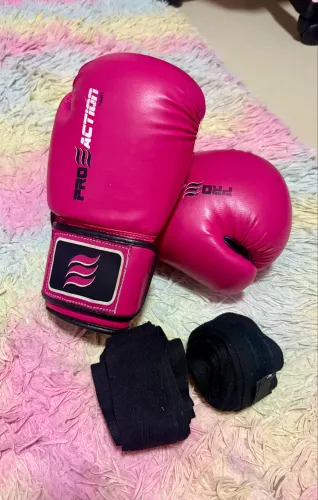 Luva de Muay thai e bandagem