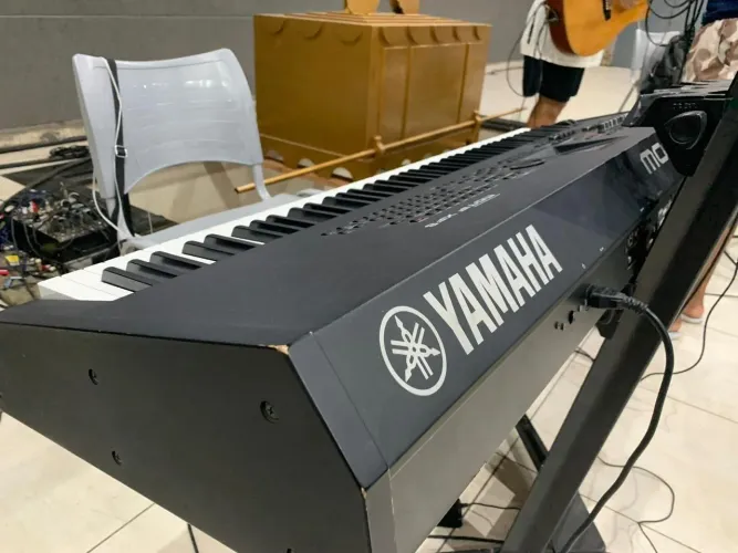 TECLADO MOTIF XF8 SEMI NOVO YAMAHA