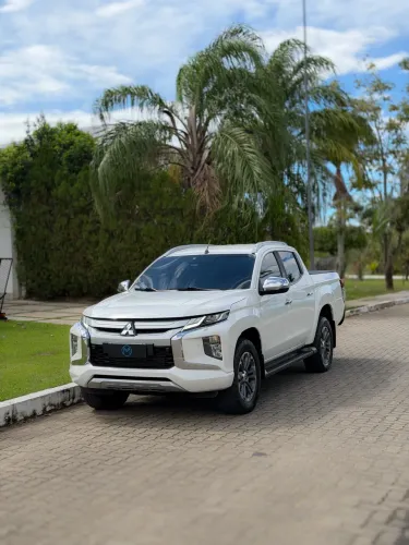 Mitsubishi L200 Triton Sport HPE-S 2.4 CD Dies. AUT 2022